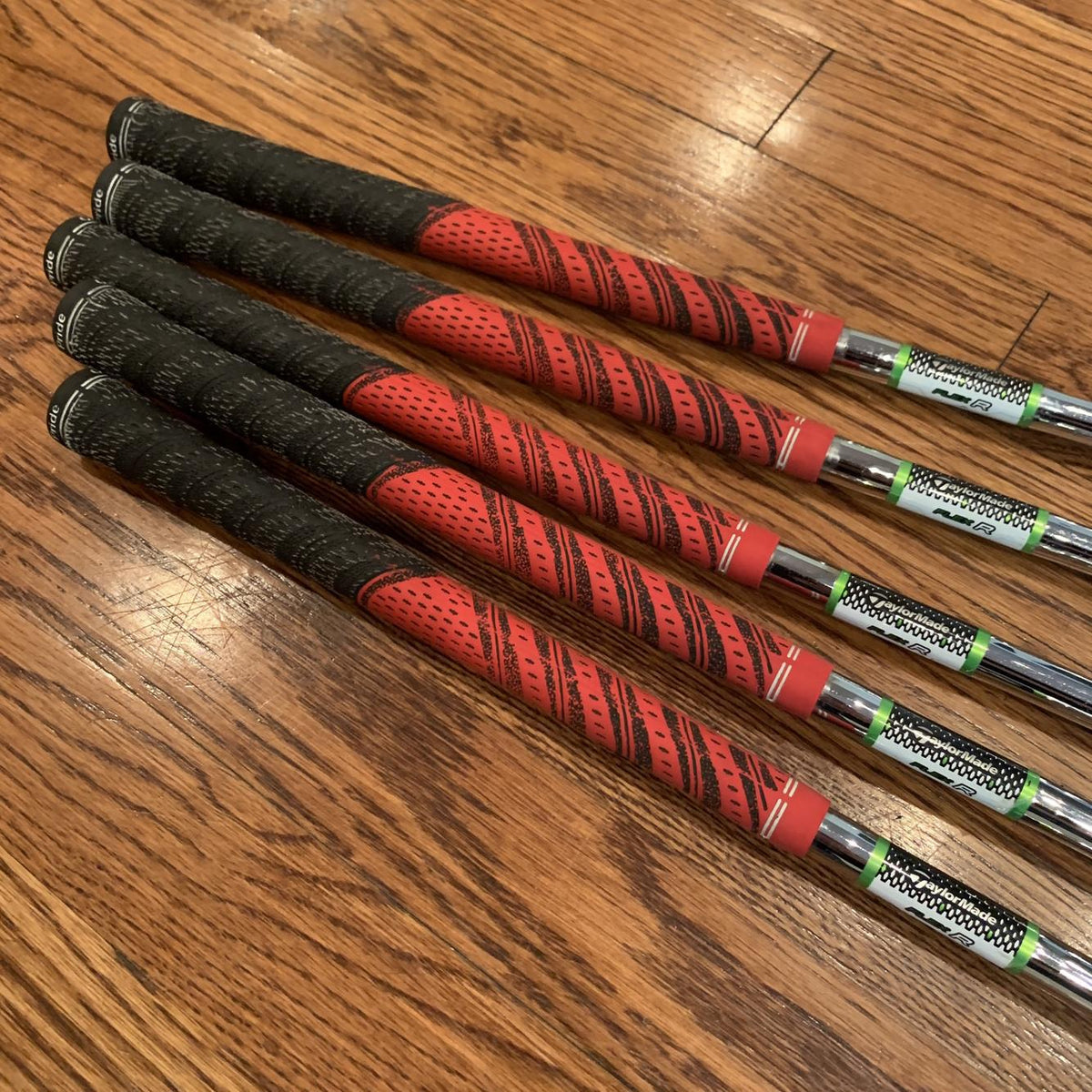 Rocket Balls Set (missing 8 Iron)