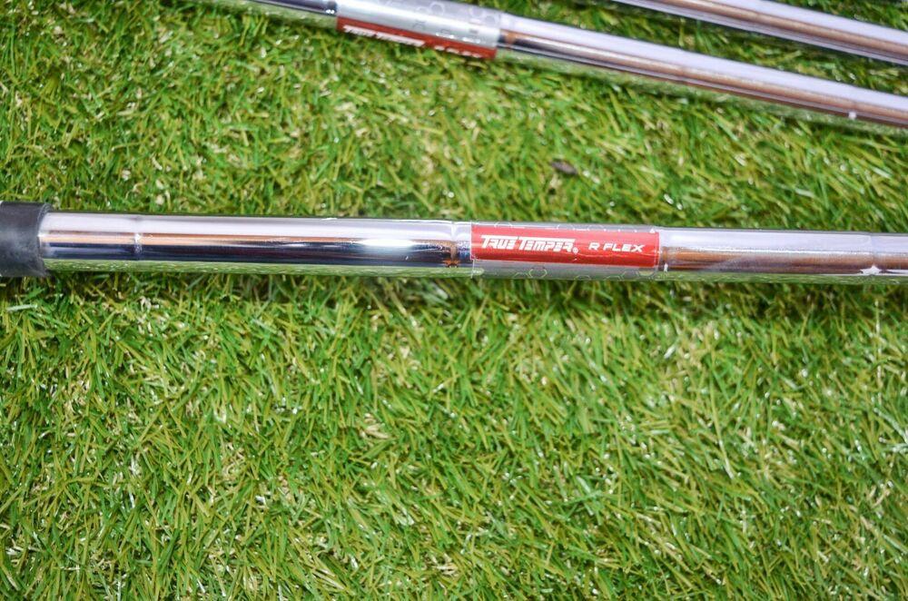 Wilson Staff D 200 Iron Set Right Handed 38" Steel Stiff New Grip
