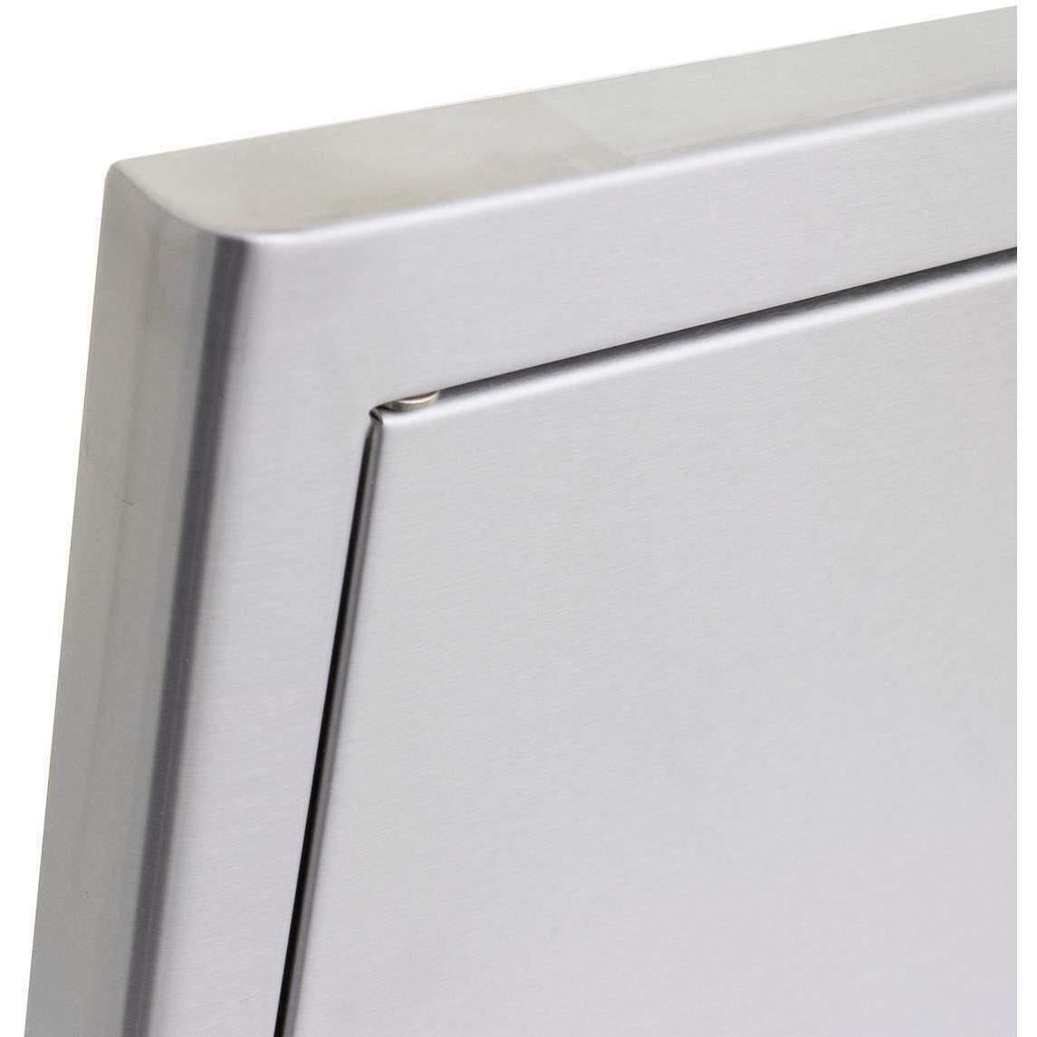 Blaze Right Hinged Single Access Door, 24" x 17"