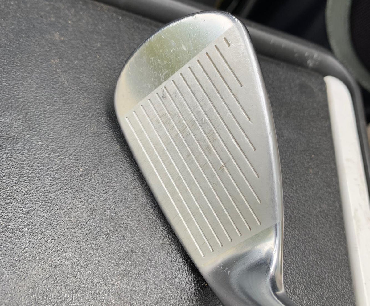 Men's Right Handed Titleist CB 714 Forged Stiff Flex Steel Shaft Iron Set (3-PW)