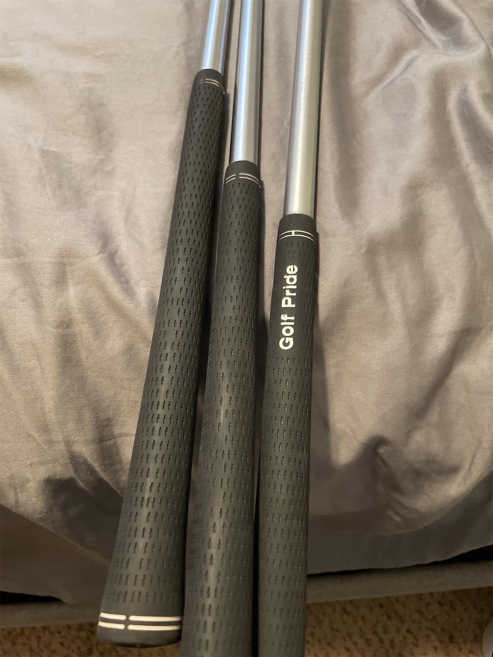 Men's Right Handed King Forged TEC Extra Stiff Flex Graphite/Steel Shaft Iron Set