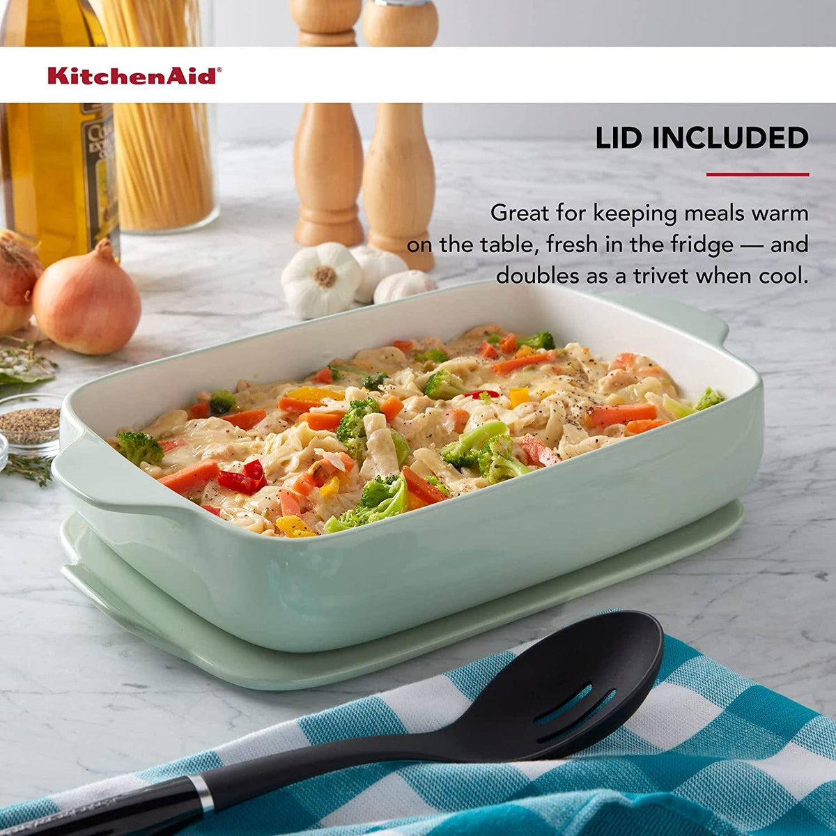KitchenAid Vitrified Stoneware Rectangular Baker with Lid/Trivet, 4.5-Quart, Pistachio