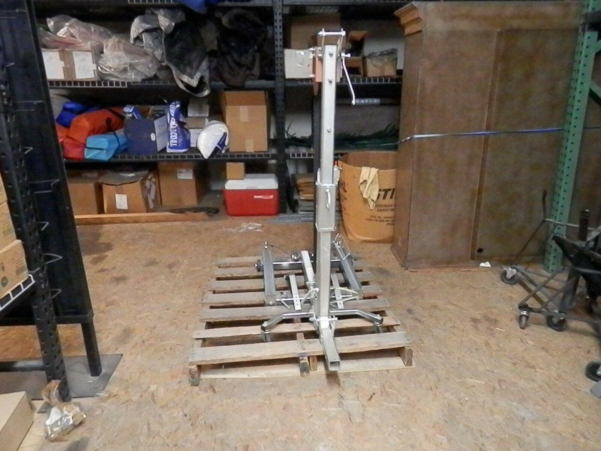 Tailgater (RV/Truck hitch WITHOUT Egg)