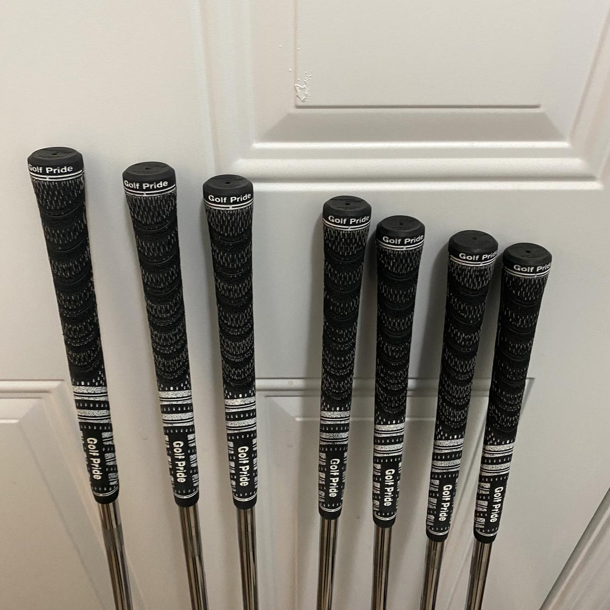 Used Right Handed P760 Steel Shaft Iron Set