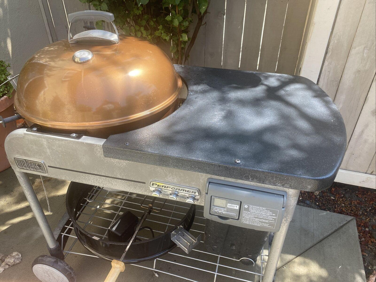 weber performer deluxe Charcoal Grill. Copper.
