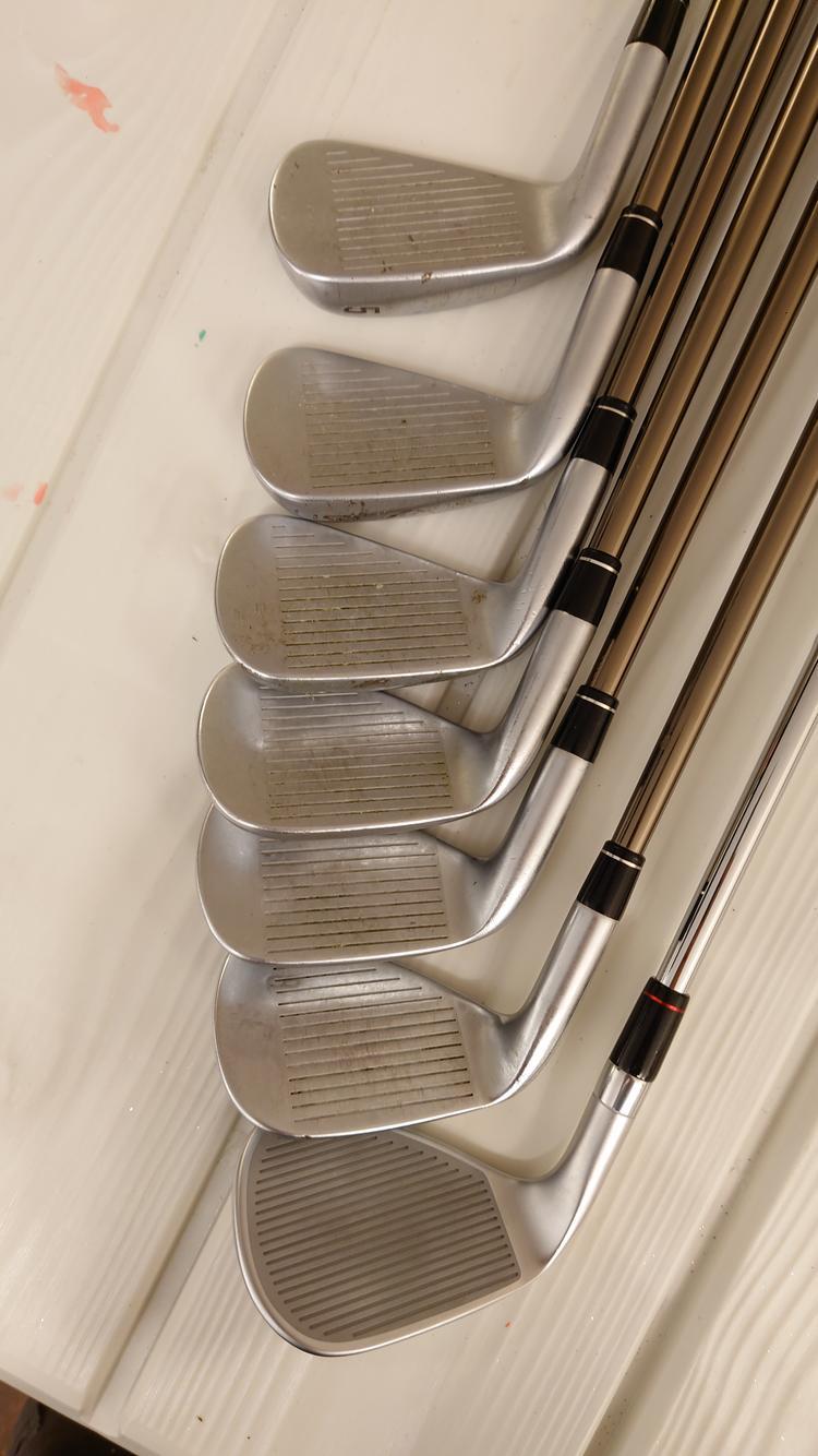 Used Men's Callaway Right Handed Apex CF16 Iron Set Stiff Flex Graphite recoil Shaft