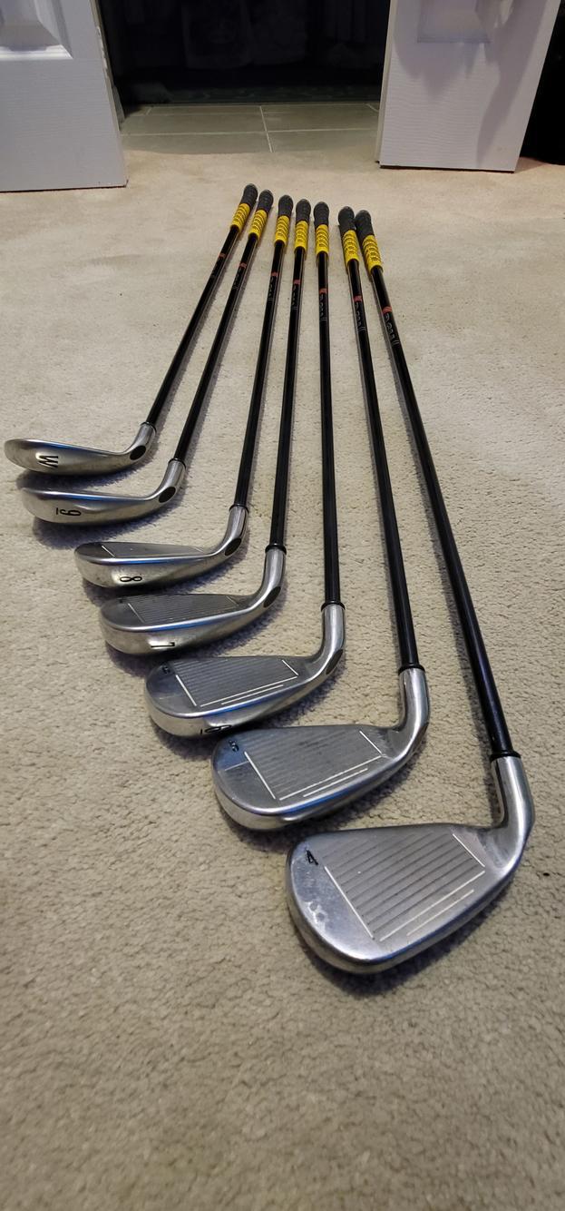 Used Men's Callaway Right Handed Big Bertha Iron Set Regular Flex Graphite Shaft