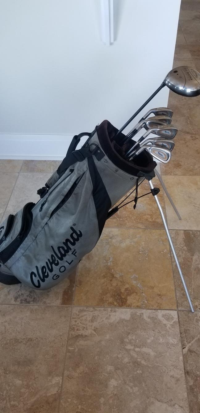 Golf Bag , Big Bertha Driver Men's Cleveland Left Hand Tour Action Clubs (Full Set) 7 Pieces