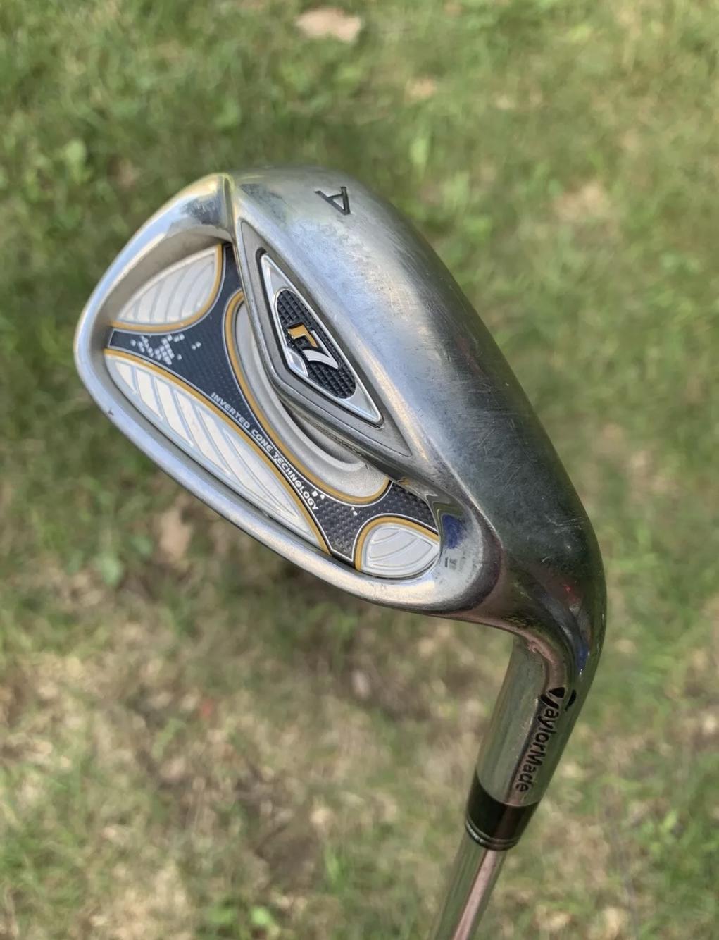 Men's Right Handed R7 Regular Flex Steel Shaft Iron Set