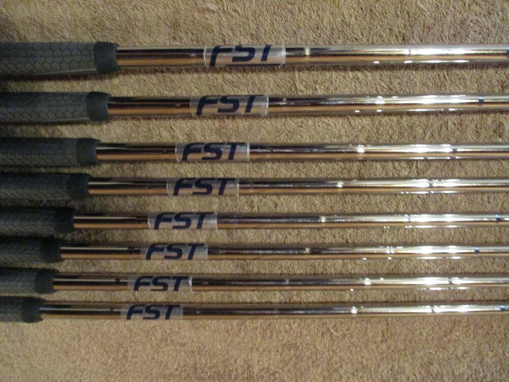 Taylormade Speedblade Iron Set 3-PW FST Steel Regular RH