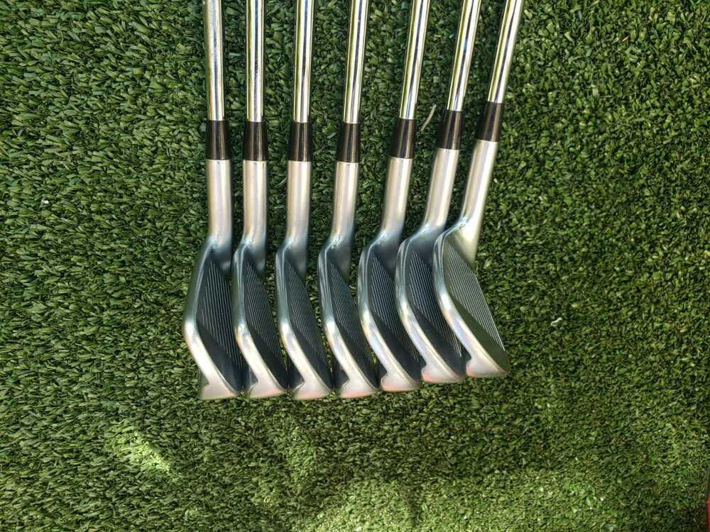 Ping iBlade White Dot , 3* upright 4-W Iron Set,RH,Ping Regular Steel ,Great!