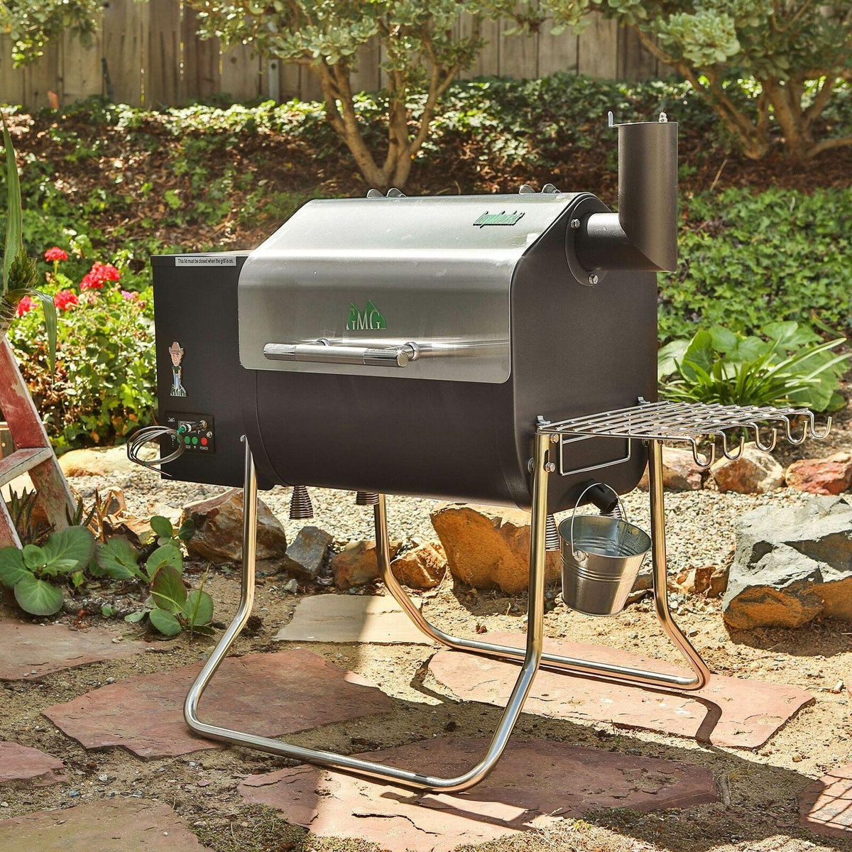 Green Mountain Davy Crockett Electric Wi-Fi Control Portable Wood Pellet Grill