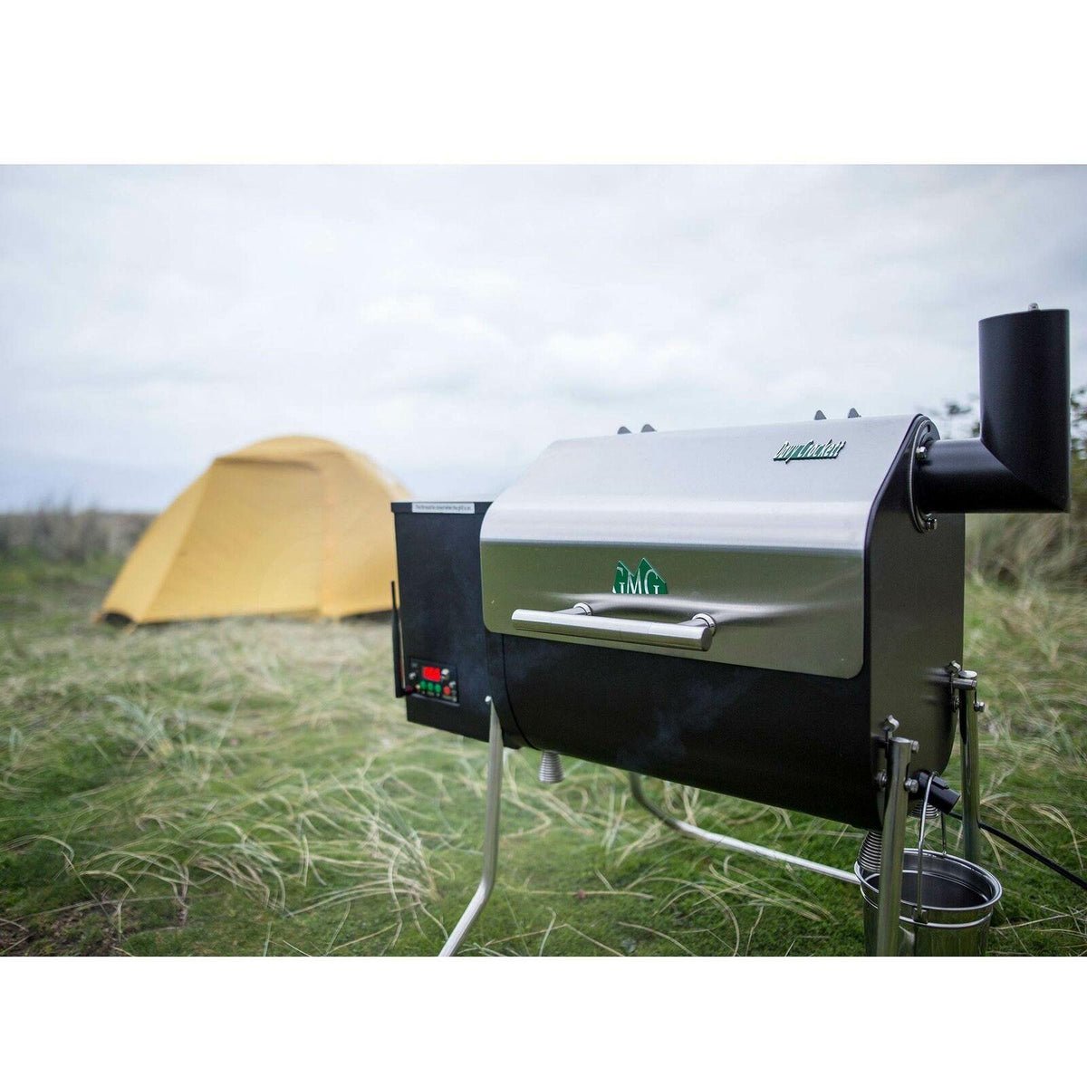 Green Mountain Davy Crockett Electric Wi-Fi Control Portable Wood Pellet Grill