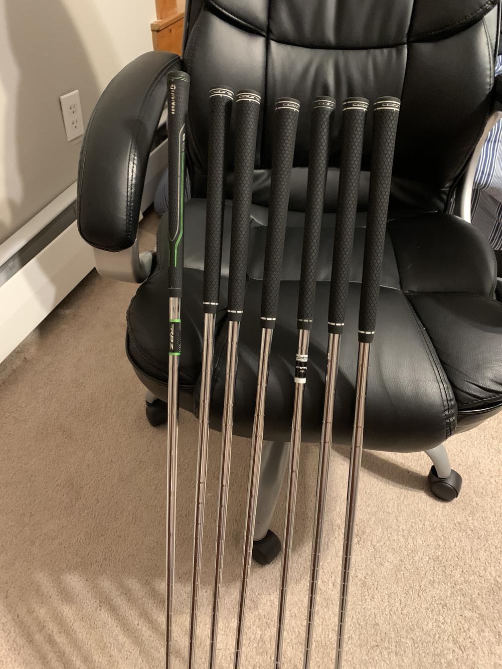 New Men's Cobra Right Handed F-Max Iron Set Regular Flex Graphite Shaft