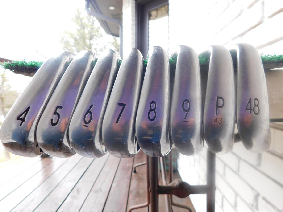 Titleist 00 (4i-PW,48*) Iron Set w/ True Temper AMT R300 Red Shafts