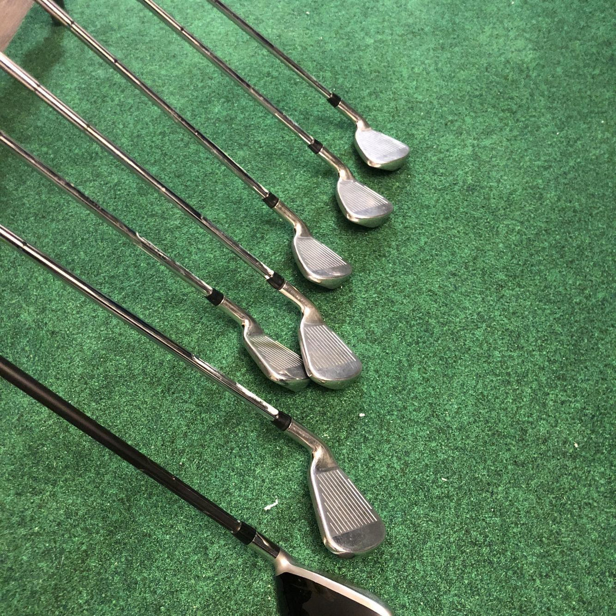 Men's Right Handed Razr X Regular Flex Graphite/Steel Shaft Iron Set