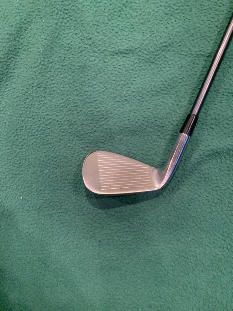 *Very Good Condition* Taylormade SLDR Iron Set (5-9, PW, AW)