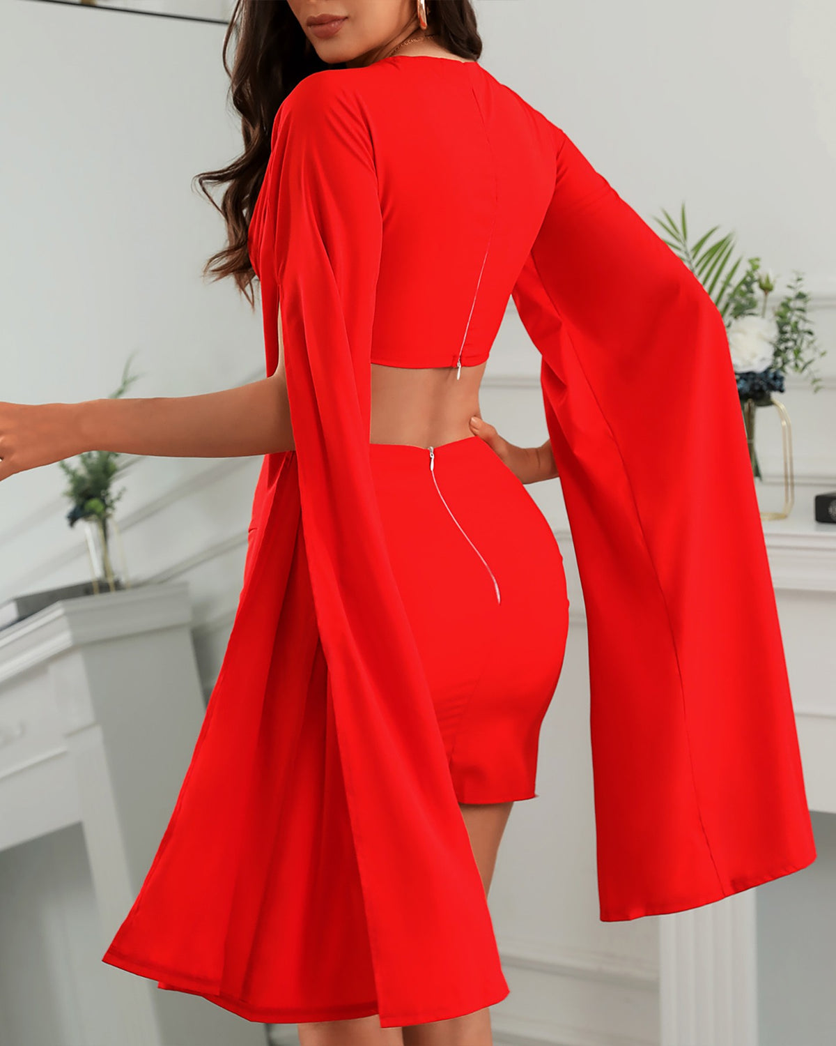 Plain Cape Sleeve Plunge Crop Top & Ruched Skirt Set