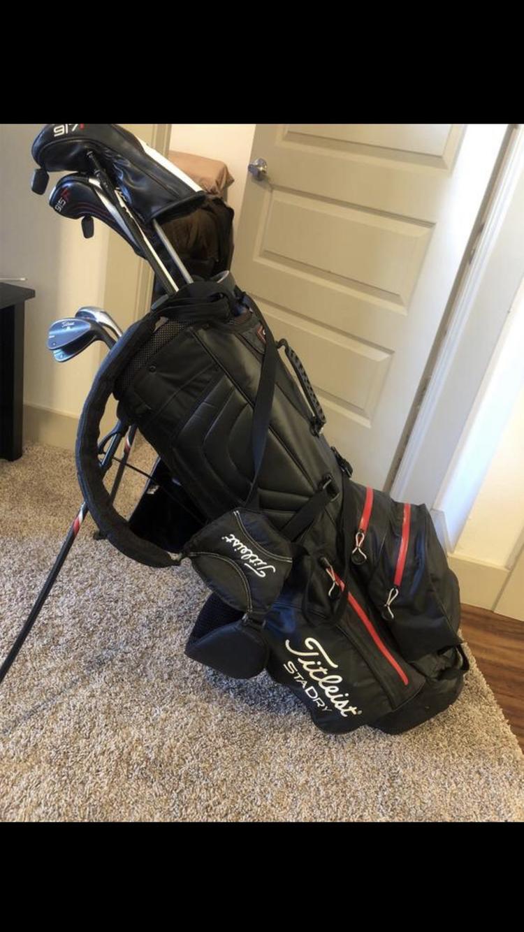 Titleist STADRY Waterproof Golf Bag + Rangefinde