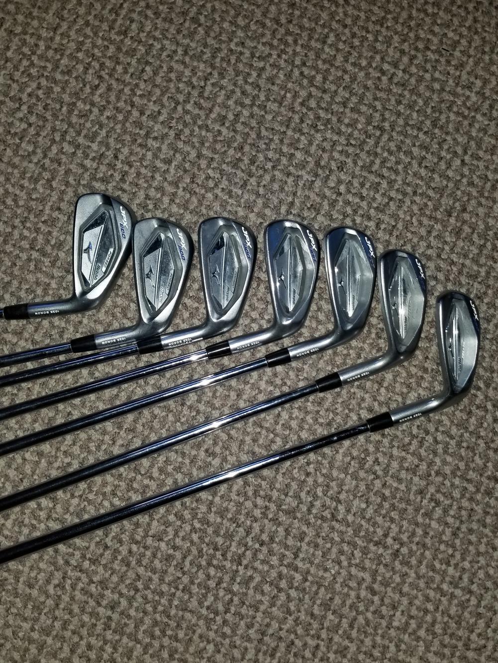 Used Men's Mizuno Right Handed JPX 900 Forged Iron Set Extra Stiff Flex