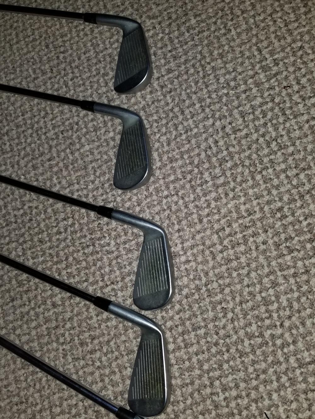 Used Men's Mizuno Right Handed JPX 900 Forged Iron Set Extra Stiff Flex