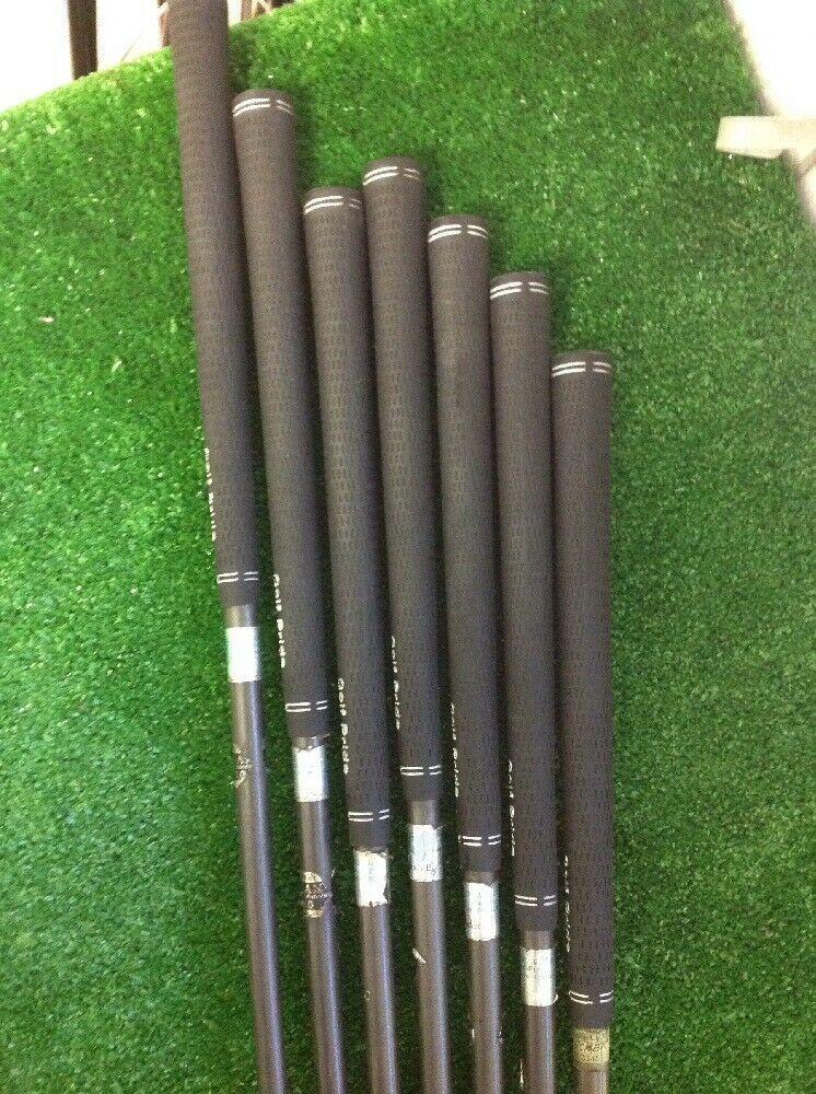 Hogan Medallion Iron Set 4-PW With Regular Graphite Shafts (-1 inch)