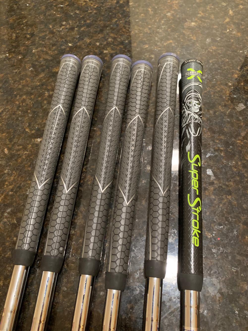 Lightly Used Men's Cobra Right Handed King F7 One Length (5-GW) Regular Flex (PW not included)
