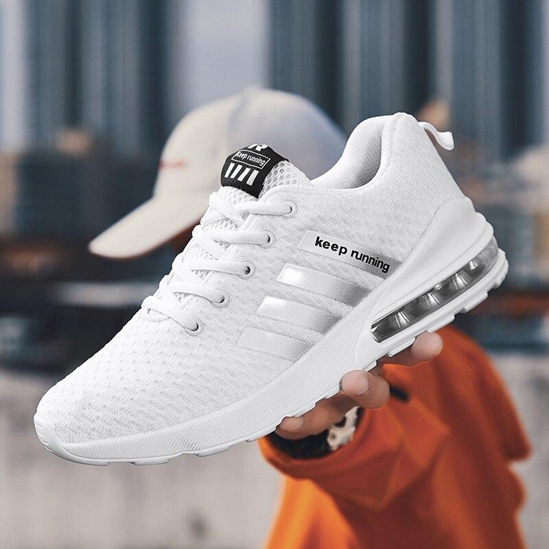 Men Lightweight Non-slip Shock Absorption Sports Sneakers