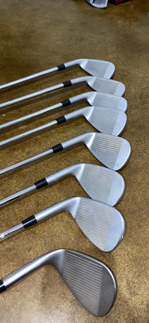 Men's Right Handed i200 Regular Flex Steel Shaft Iron Set