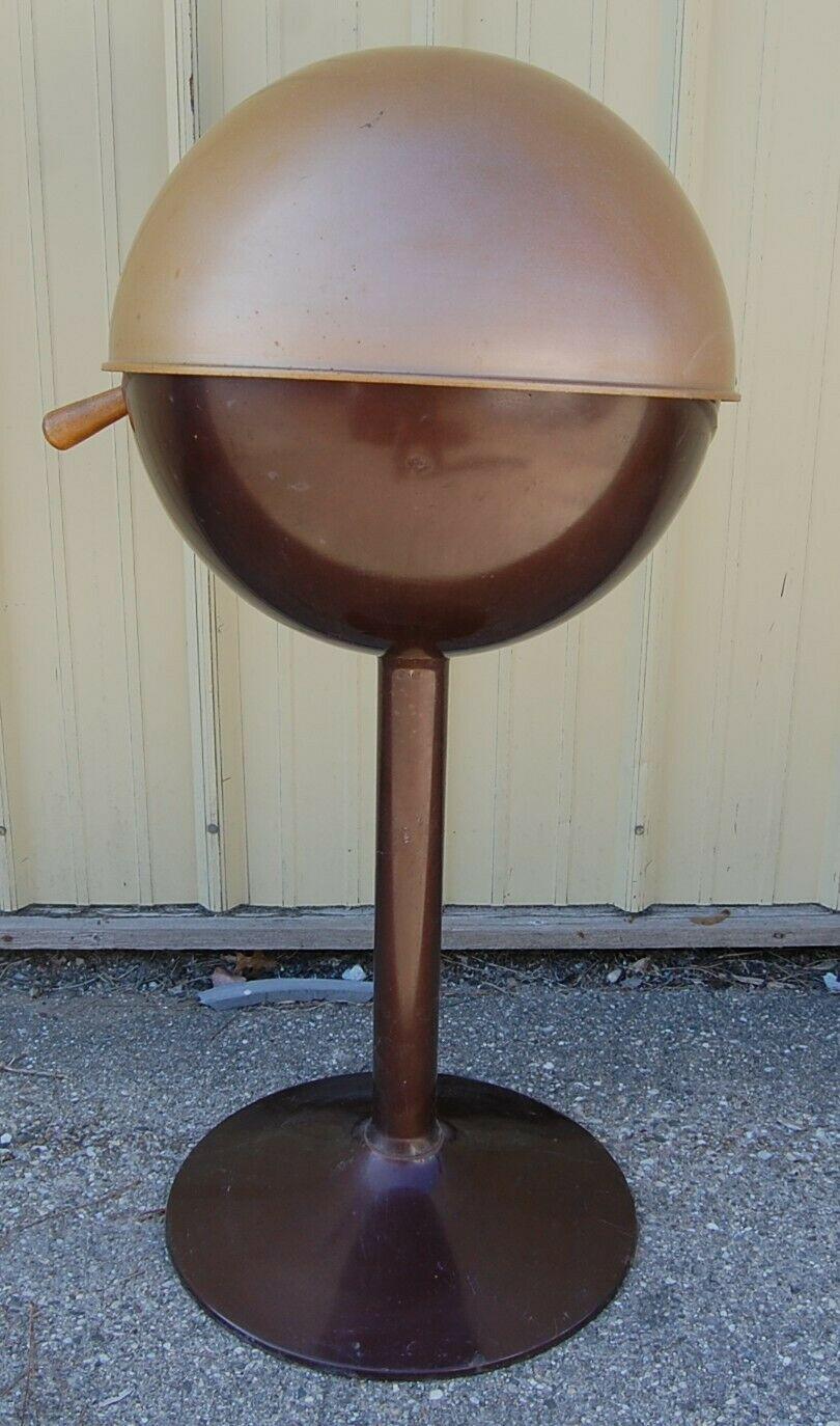 Rare Vtg 1960s Shepherd BQ BBQ Charcoal Grill, Brown & Copper, Wood Handle
