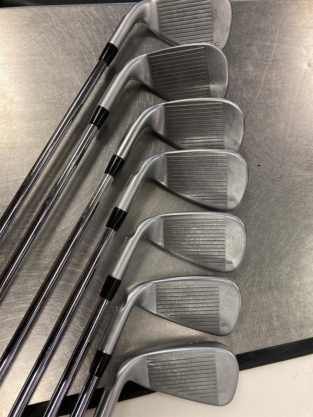 Men's Right Handed G400 Regular Flex Steel Shaft Iron Set