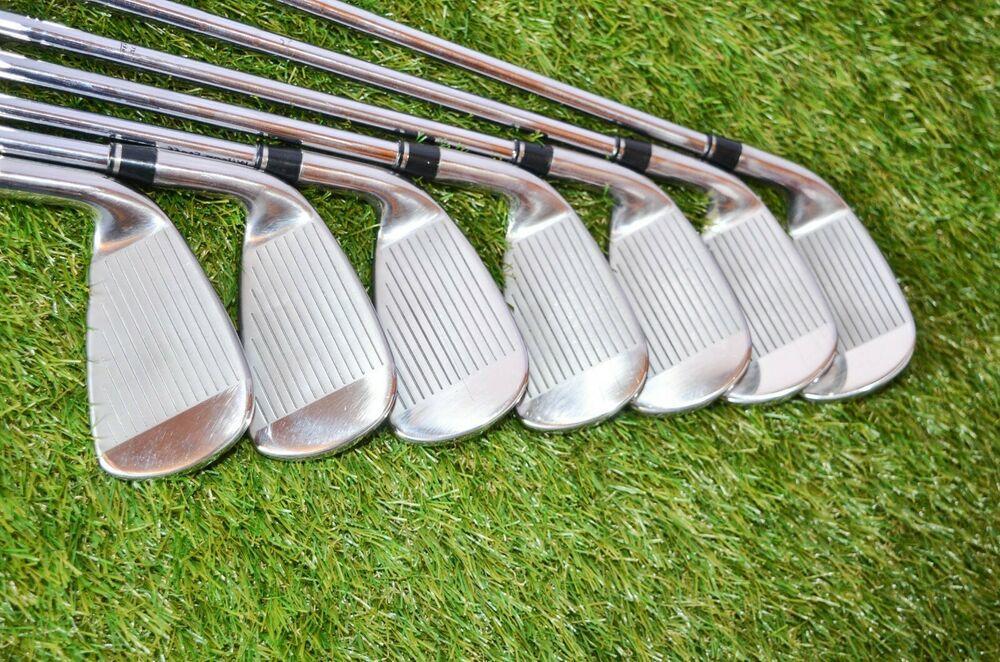 Wilson Staff	D 200	Iron Set	Right Handed	38"	Steel	Stiff	New Grip