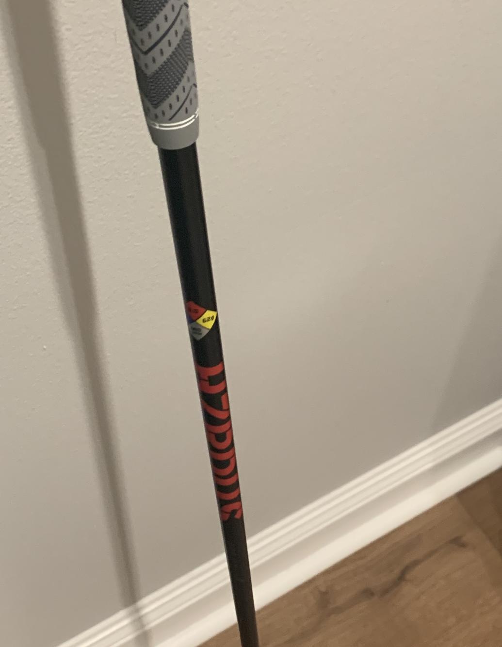 Men's Right Handed Stiff Flex 9.5 Loft Driver