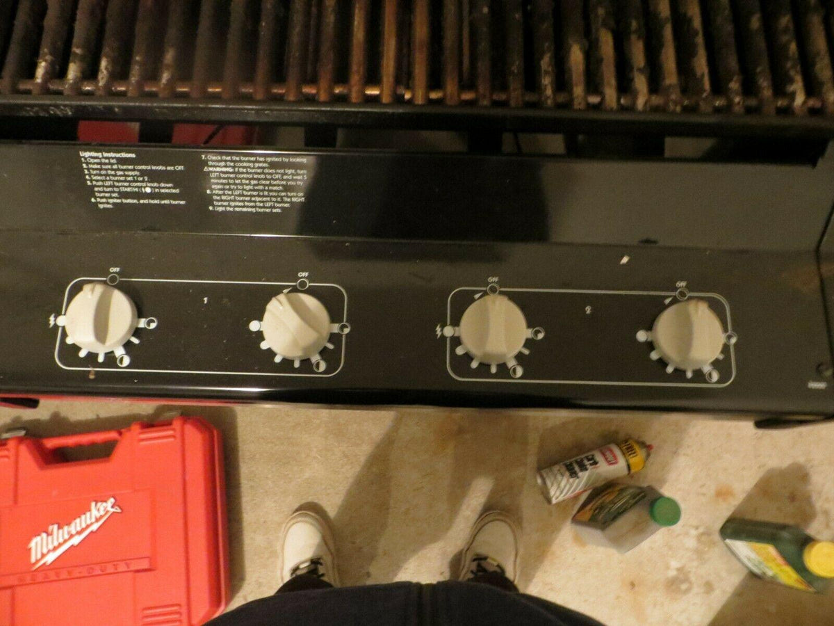 Used WEBER 4 Burner BBQ GRILL with Cover/TESTED/GREAT CONDITION