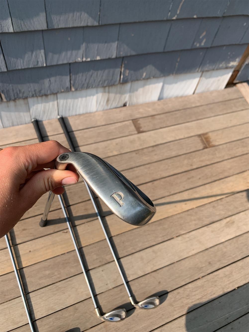Men's Right Handed Halkwye 2 Stiff Flex Graphite Shaft Iron Set