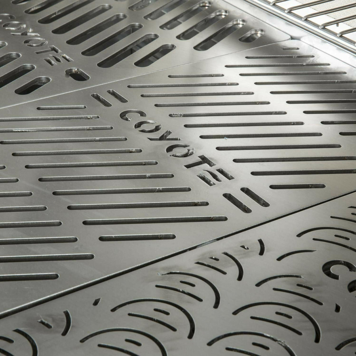 Coyote Signature Cooking Grates (3 Pack) For 28 & 42-Inch Gas Grills