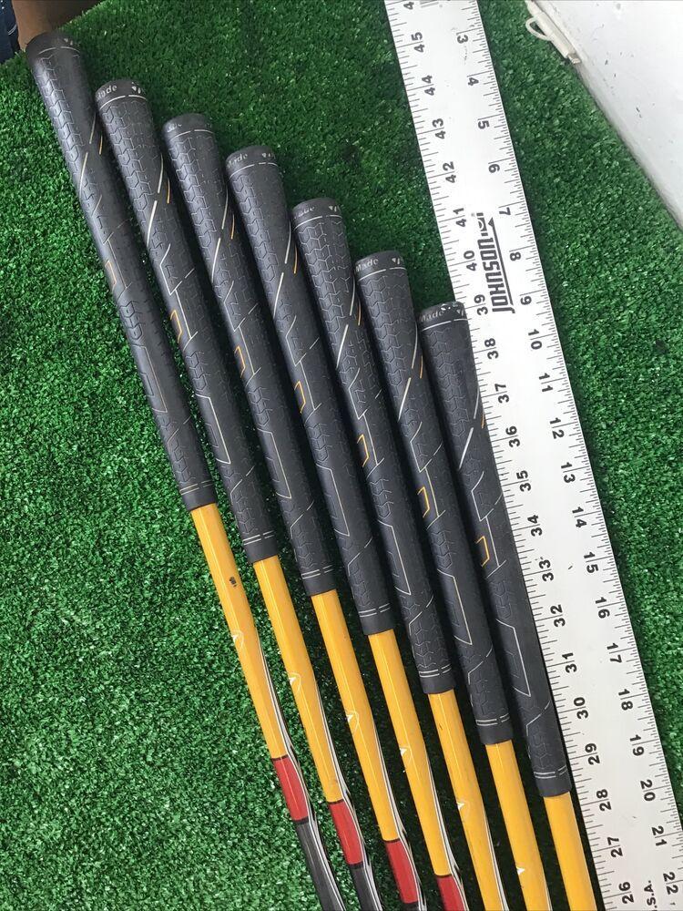 TaylorMade R7 Iron Set 4-PW With Regular Graphite Shafts