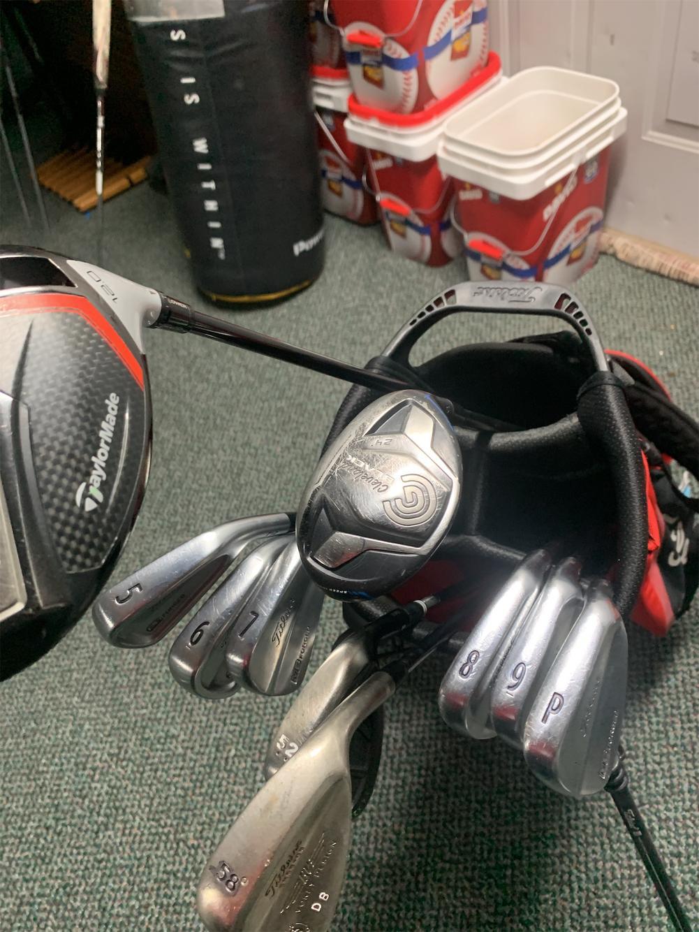 Men's Right Handed CB And MB 712 Forged Regular Flex Steel Shaft Iron Set