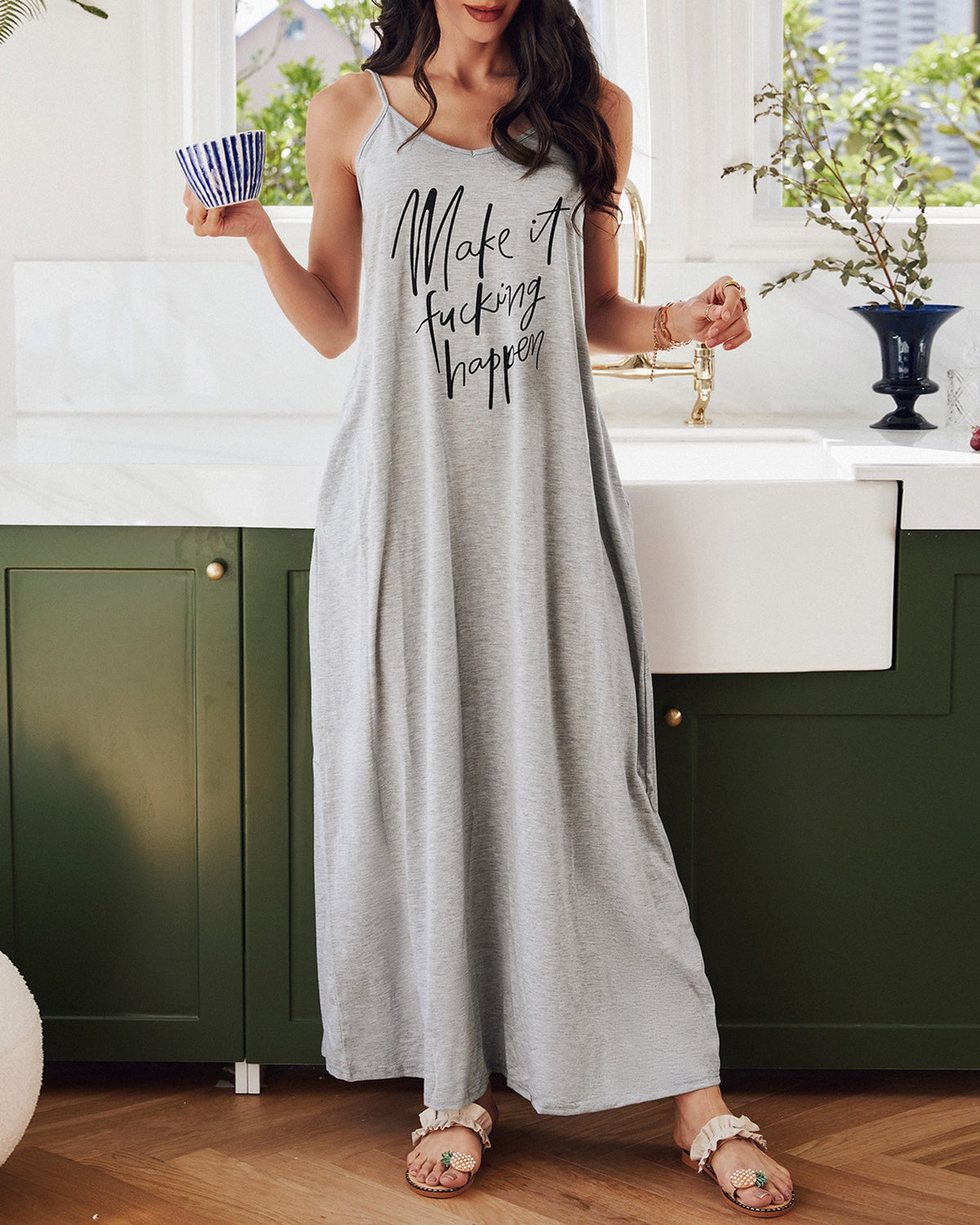 Casual V Neck Spaghetti Strap Maxi Dress