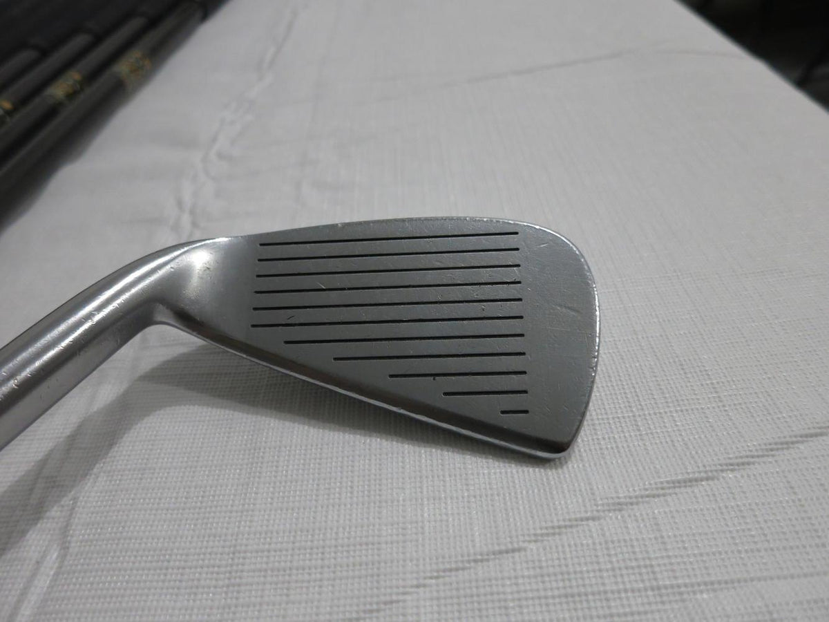 Honma LB-606 4-Star Iron Set LB606 - 4-11, SW - Regular Flex Graphite