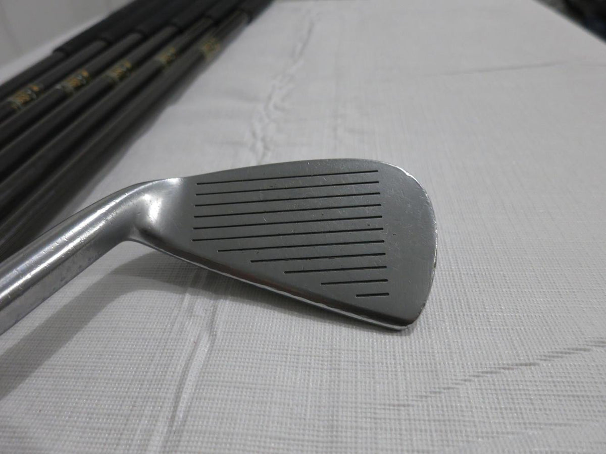Honma LB-606 4-Star Iron Set LB606 - 4-11, SW - Regular Flex Graphite