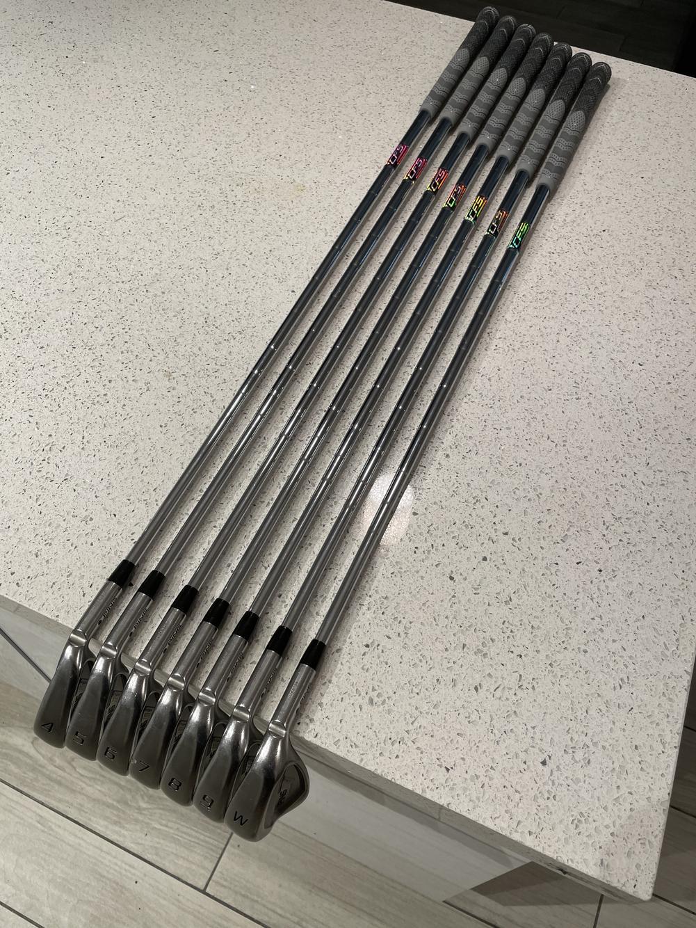 Men's Ping i series Right Handed Iron Set Stiff Flex Steel Shaft wolf grey Golf Pride grips- used