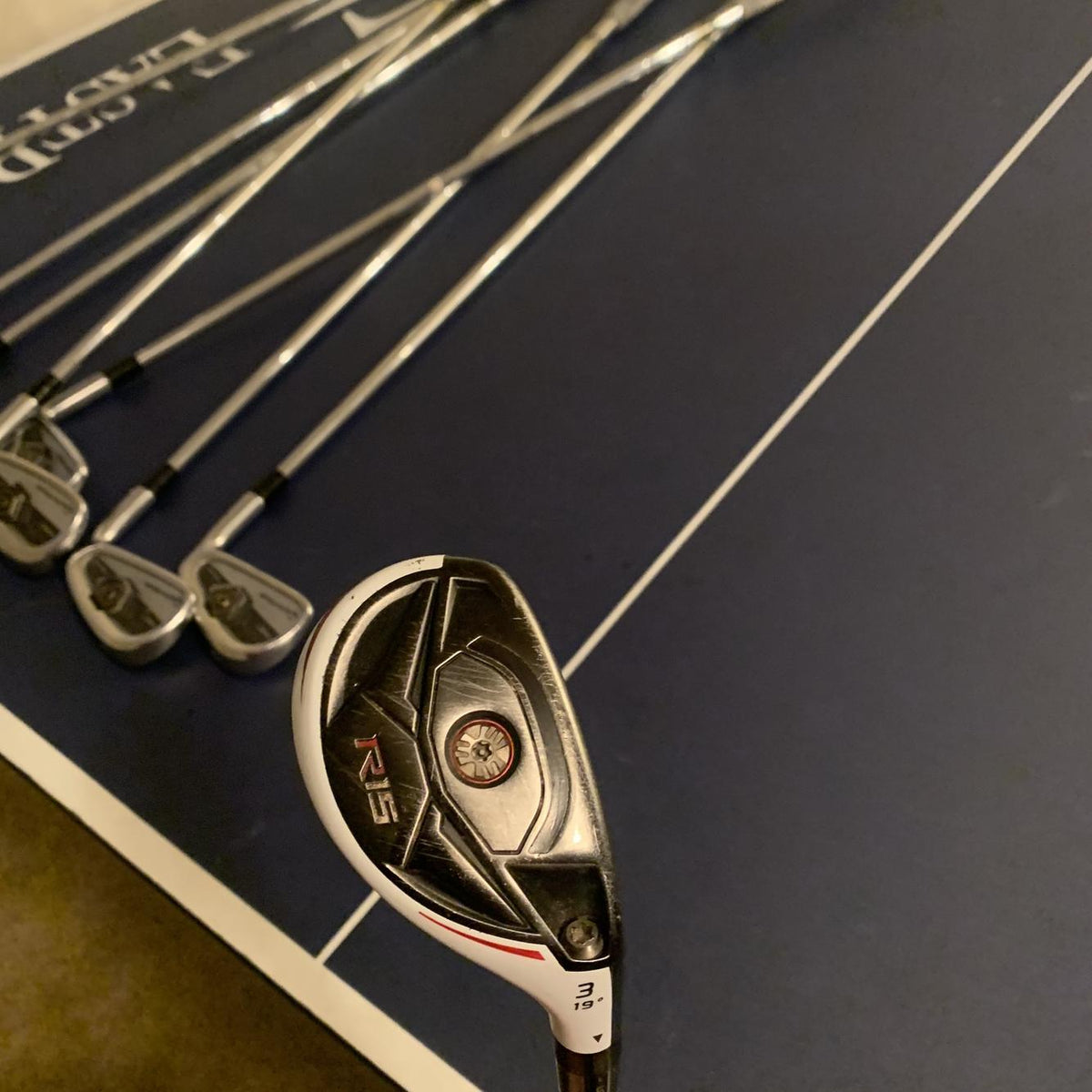 Men's Right Handed Stiff Flex Steel Shaft Iron Set