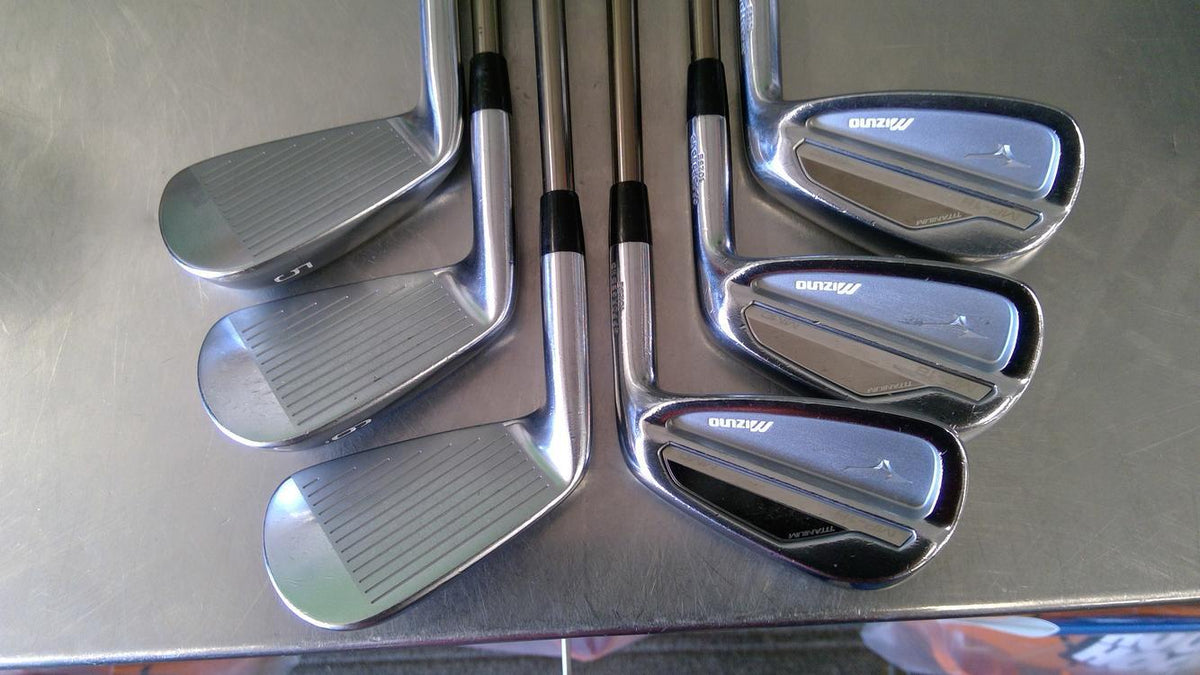 Used Men's Mizuno Right Handed MP-18 MMC Iron Set Regular Flex 5-PW