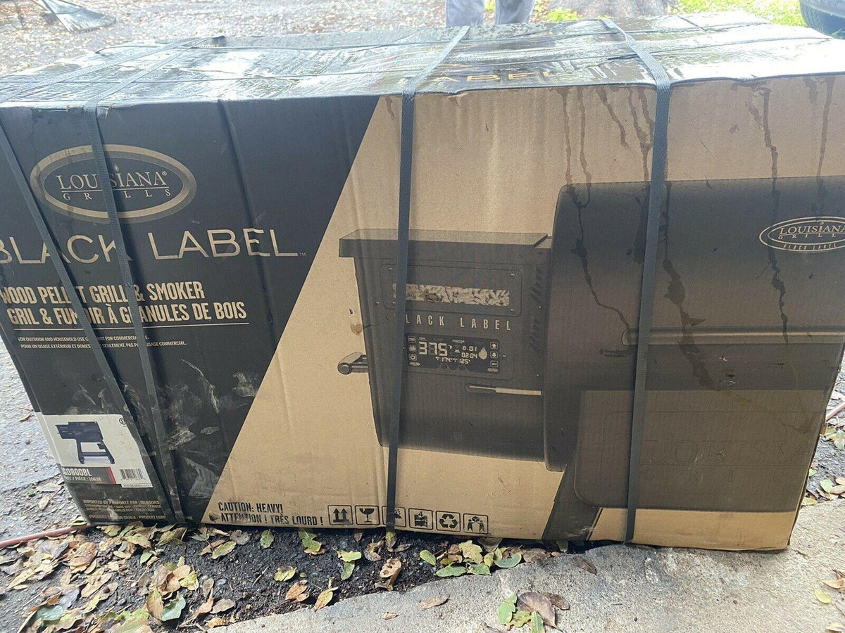 Louisiana Grills Black Label 800 Series Smoker.