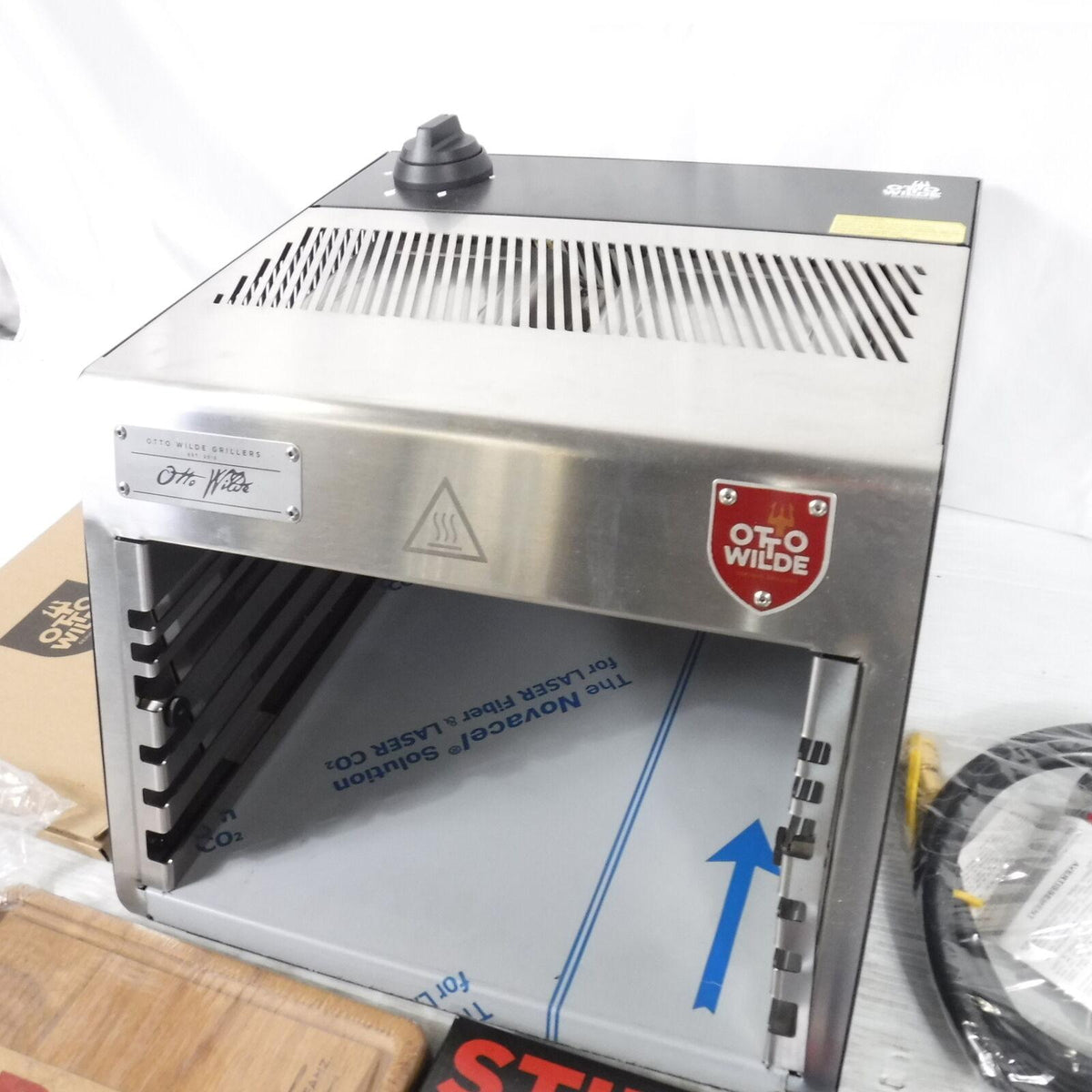 Otto Wilde Otto Grill Lite 1500° F Broiler Oven Searer Uses Propane For Steak