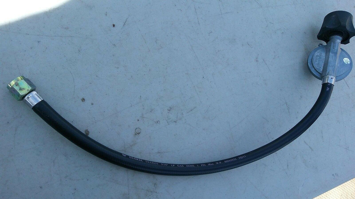 7MM54 PROPANE REGULATOR FROM BBQ, VERY GOOD CONDITION