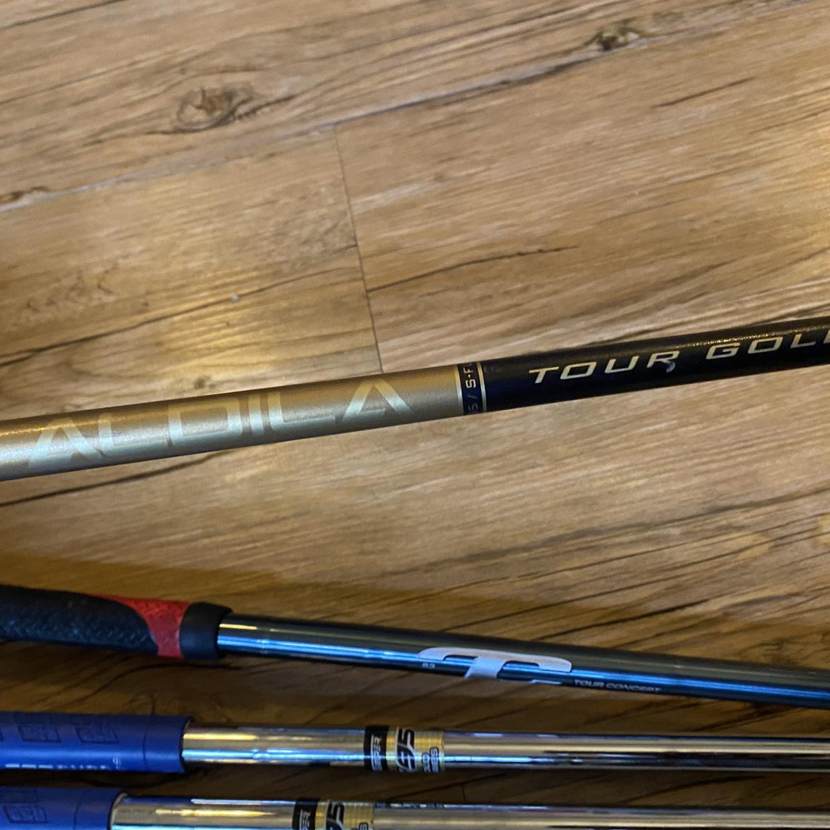 Men's Right Handed Apex Plus Stiff Flex Graphite/Steel Shaft Iron Set