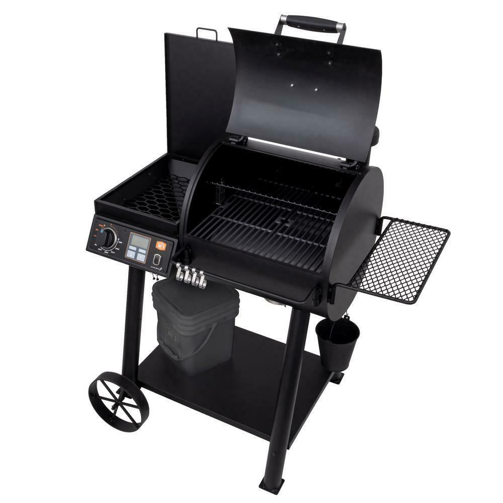 Rider 600 Wood Pellet Grill in Black With Rubber Handle and Removable Ash Cup
