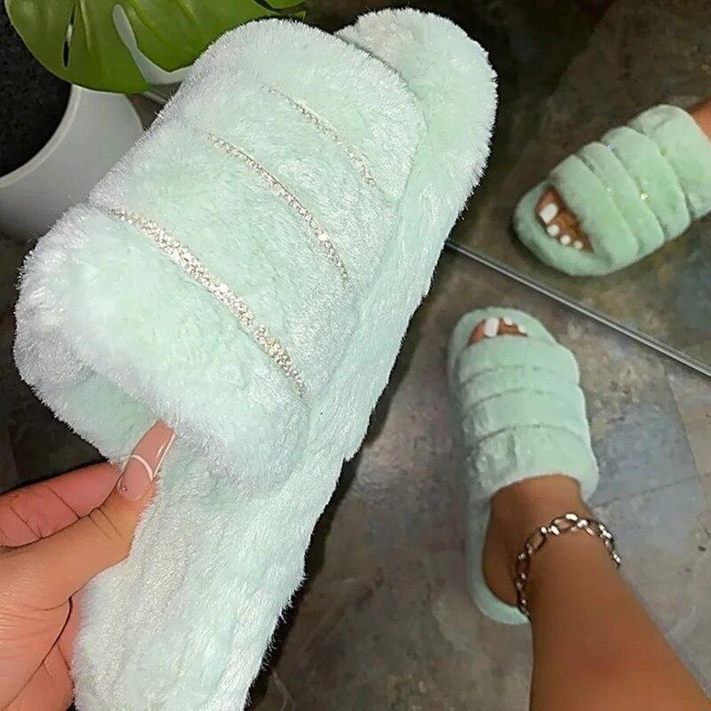 New Plush Women Casual Comfortable Flip Flops